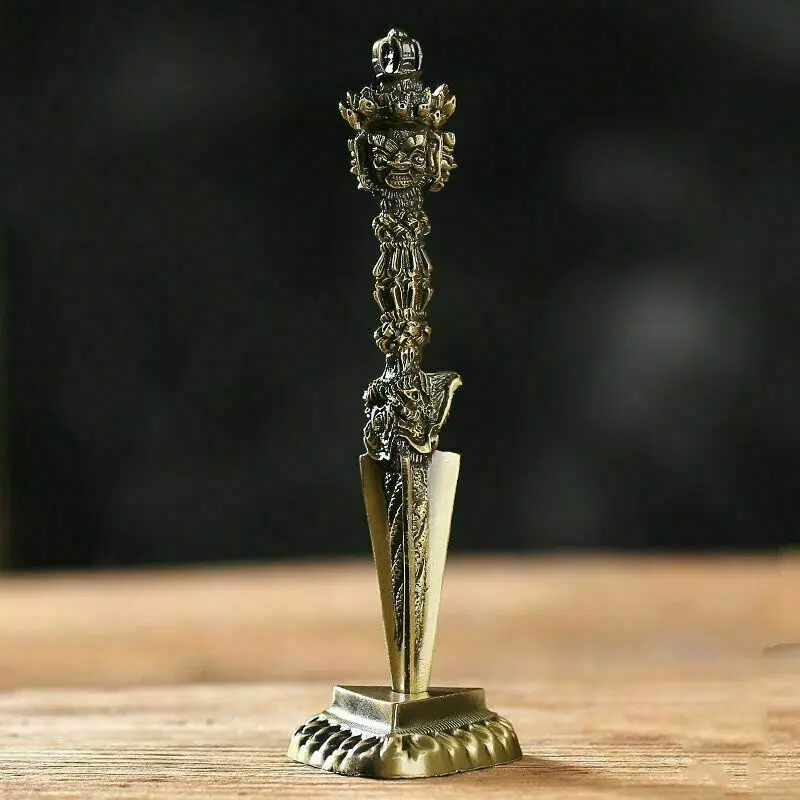 Tibetan Buddha Tantric Vajra Pestle Tantra Vajrakilaya Phurpa Alloy Coppering Buddhist Do The Old with Base Decoration
Tibetan Buddha Tantric Vajra Pestle Tantra Vajrakilaya Phurpa Alloy Coppering Buddhist Do The Old with Base Decoration