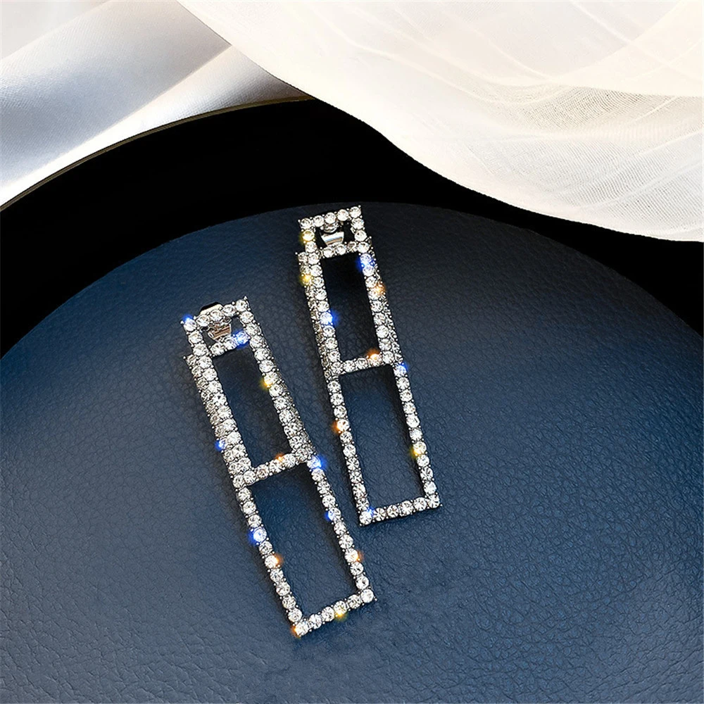 2020 New Arrival Trendy 925 Sterling Silver Square Unusual Drop Earrings For Women Elegant Party Jewelry Pendant Female Gifts
2020 New Arrival Trendy 925 Sterling Silver Square Unusual Drop Earrings For Women Elegant Party Jewelry Pendant Female Gifts