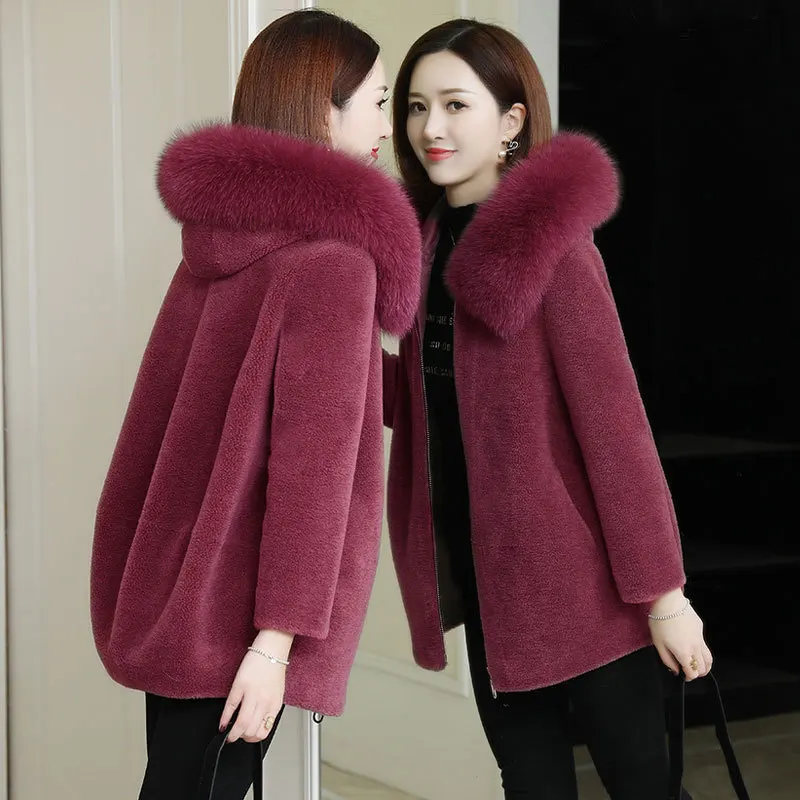 Пальто женское из искусственного меха, с капюшоном, большие размеры, зима 2022
Пальто женское из искусственного меха, с капюшоном, большие размеры, зима 2022