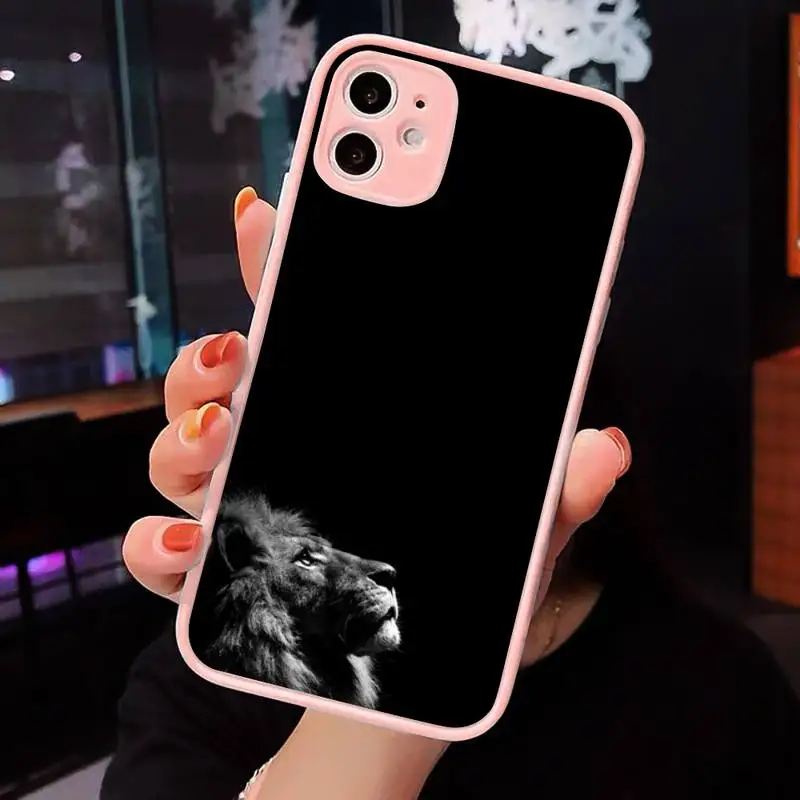 Lion Domineering king animal Phone Cases Matte Transparent for iPhone 7 8 11 12 s mini pro X XS XR MAX Plus cover funda
Lion Domineering king animal Phone Cases Matte Transparent for iPhone 7 8 11 12 s mini pro X XS XR MAX Plus cover funda