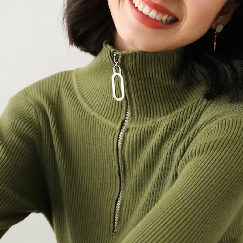 2020 autumn and winter women's new knitted base temperament semi-high neck zipper slim fit tight-fitting slim-fit sweater
2020 autumn and winter women's new knitted base temperament semi-high neck zipper slim fit tight-fitting slim-fit sweater