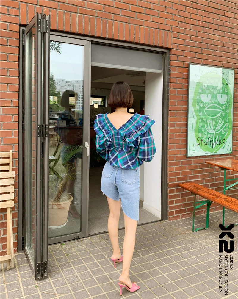 Korean Plaid Blouse Women Elegant V Neck Long Flare Sleeve Ruffle Blouse Woman Casual Summer Thin Shirt Blusa High Street Tops
Korean Plaid Blouse Women Elegant V Neck Long Flare Sleeve Ruffle Blouse Woman Casual Summer Thin Shirt Blusa High Street Tops