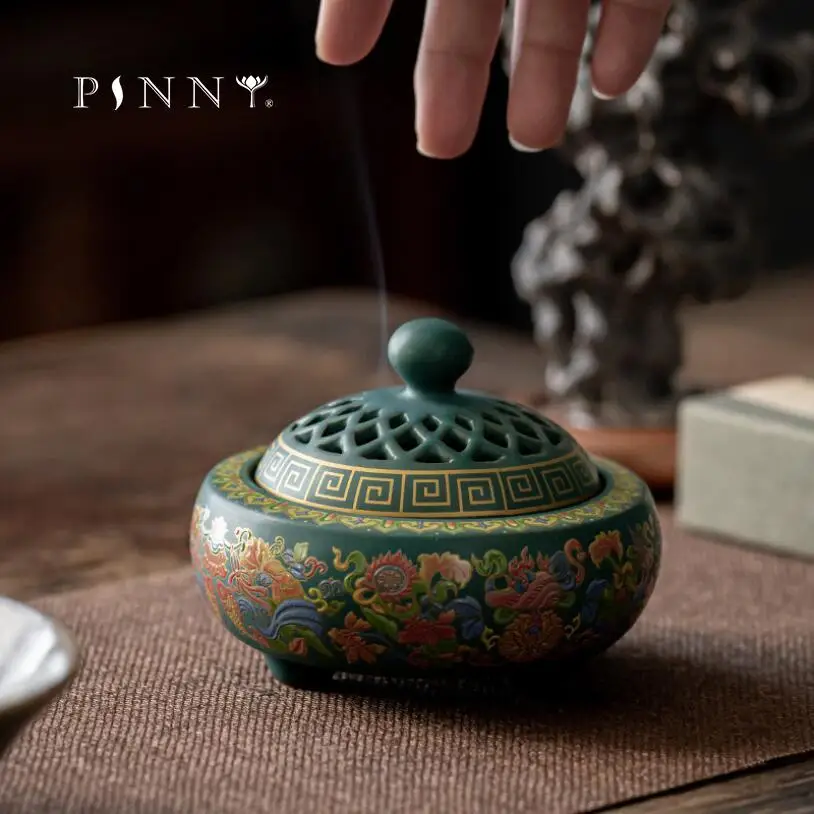 PINNY Large Retro Enamel Ceramic Incense Burner Sandalwood Coil Incense Base Home Decoration Accessories Zen Stick Censer
PINNY Large Retro Enamel Ceramic Incense Burner Sandalwood Coil Incense Base Home Decoration Accessories Zen Stick Censer