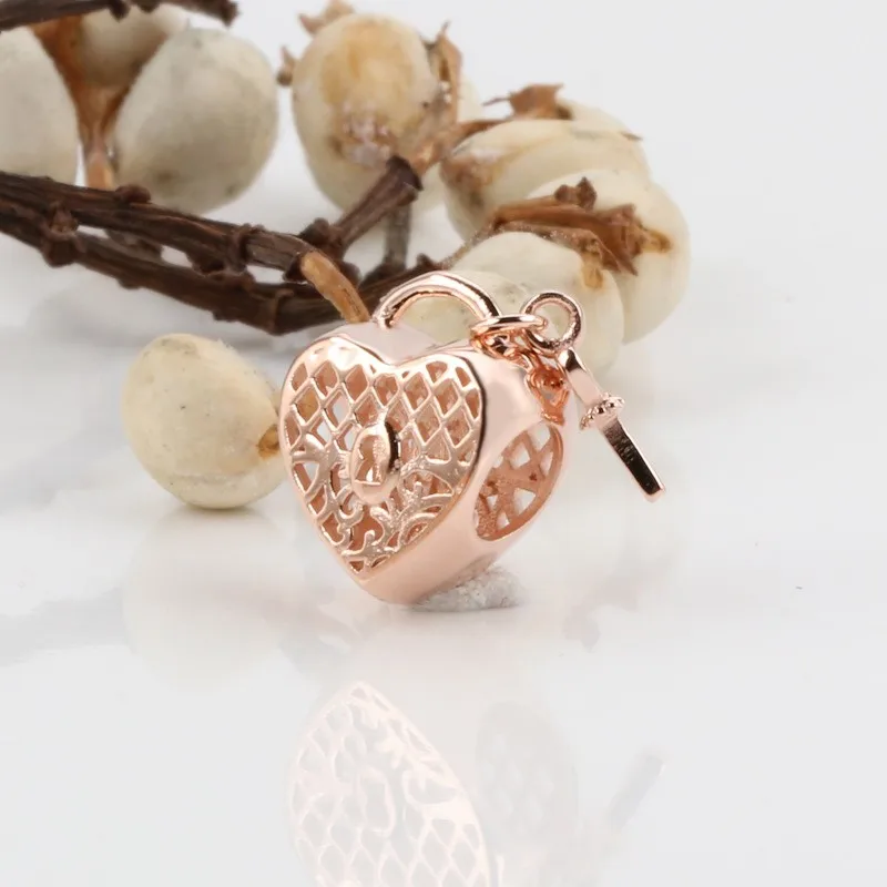 Original 925 Sterling Silver Bead Rose Gold Hollow Lock Beads Fit Pandora Women Bracelet & Necklace Diy Jewelry
Original 925 Sterling Silver Bead Rose Gold Hollow Lock Beads Fit Pandora Women Bracelet & Necklace Diy Jewelry