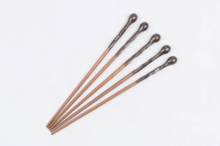 Newest Metal Core Newest Quality Deluxe Harri Movie Remus Lupin Magic Wands/Stick with Gift Box Packing
Newest Metal Core Newest Quality Deluxe Harri Movie Remus Lupin Magic Wands/Stick with Gift Box Packing