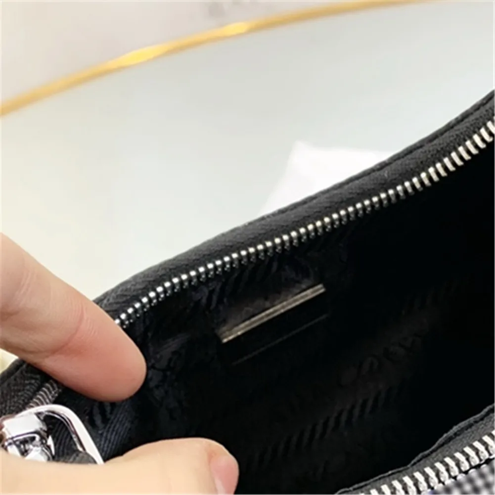 Women's bags vintage retro armpit bag small shoulder bag ladies handbag women travel luxury armpit bag diamond bag
Women's bags vintage retro armpit bag small shoulder bag ladies handbag women travel luxury armpit bag diamond bag