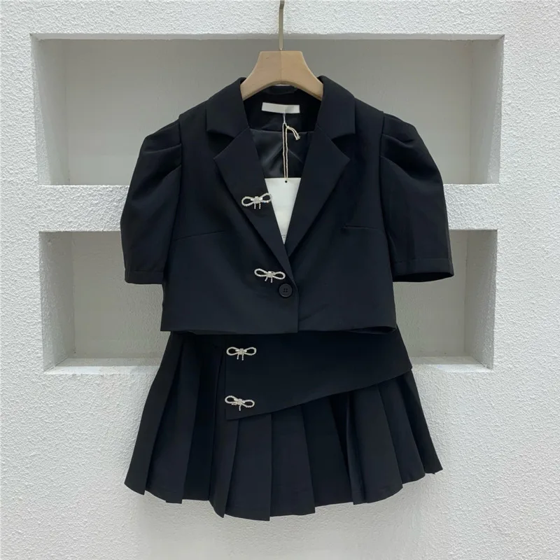 Korean OL Summer Two Piece Set Women Crop Top Blazer Coat + High Waist Pleated Skirt Suits Streetwear 2 Piece Set Ensemble Femme
Korean OL Summer Two Piece Set Women Crop Top Blazer Coat + High Waist Pleated Skirt Suits Streetwear 2 Piece Set Ensemble Femme