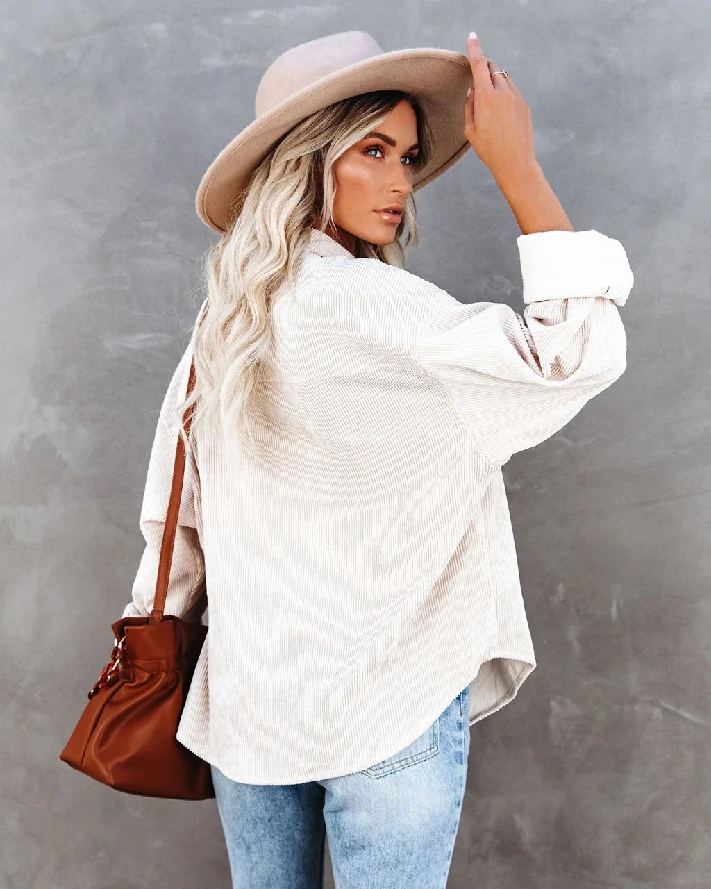 Winter Women's Shirt Casual Top 2021 New Blouse Womens Clothing Vintage Long Sleeve Shirt and Blouse Full Pockets
Winter Women's Shirt Casual Top 2021 New Blouse Womens Clothing Vintage Long Sleeve Shirt and Blouse Full Pockets
