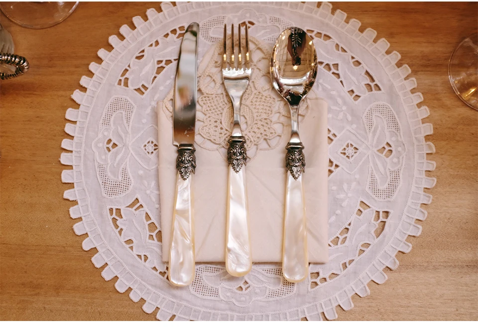 Simplicity French Cutlery Set Luxury Modern Reusable Dinnerware Set Kitchen Accessories Eco Friendly Vajilla Tableware ED50CS 
Simplicity French Cutlery Set Luxury Modern Reusable Dinnerware Set Kitchen Accessories Eco Friendly Vajilla Tableware ED50CS
