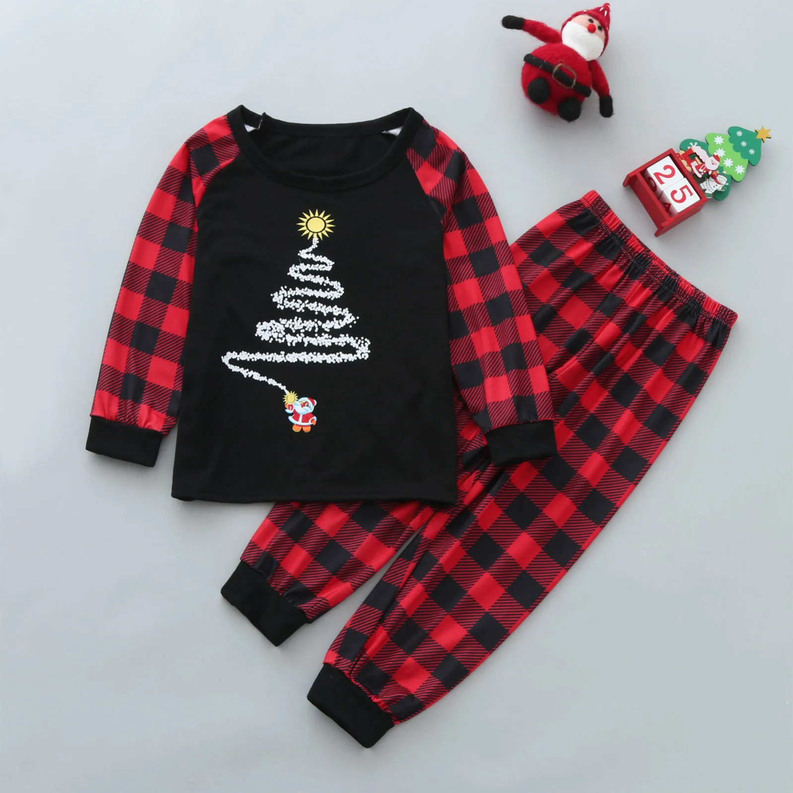 2021 Семейные рождественские пижамы с оленем, пижамный комплект для взрослых и детей, семейные одинаковые пижамы, одежда для сна, домашняя оде...
2021 Семейные рождественские пижамы с оленем, пижамный комплект для взрослых и детей, семейные одинаковые пижамы, одежда для сна, домашняя оде...