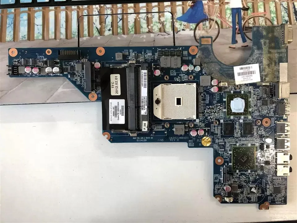 В наличии, материнская плата для ноутбука 649950-001 DA0R23MB6D1 G6 для HP Pavilion G4, встроенная видеокарта (с тестовыми фотографиями)
В наличии, материнская плата для ноутбука 649950-001 DA0R23MB6D1 G6 для HP Pavilion G4, встроенная видеокарта (с тестовыми фотографиями)
