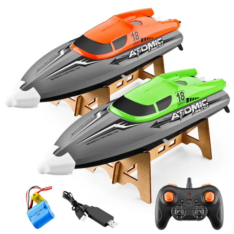 30KM/H High Speed Racing RC Boat With 370 Motor IPV7 Waterproof 2.4GHz 4 Channel Remote Control Boat Toys For Kids Three Battery
30KM/H High Speed Racing RC Boat With 370 Motor IPV7 Waterproof 2.4GHz 4 Channel Remote Control Boat Toys For Kids Three Battery