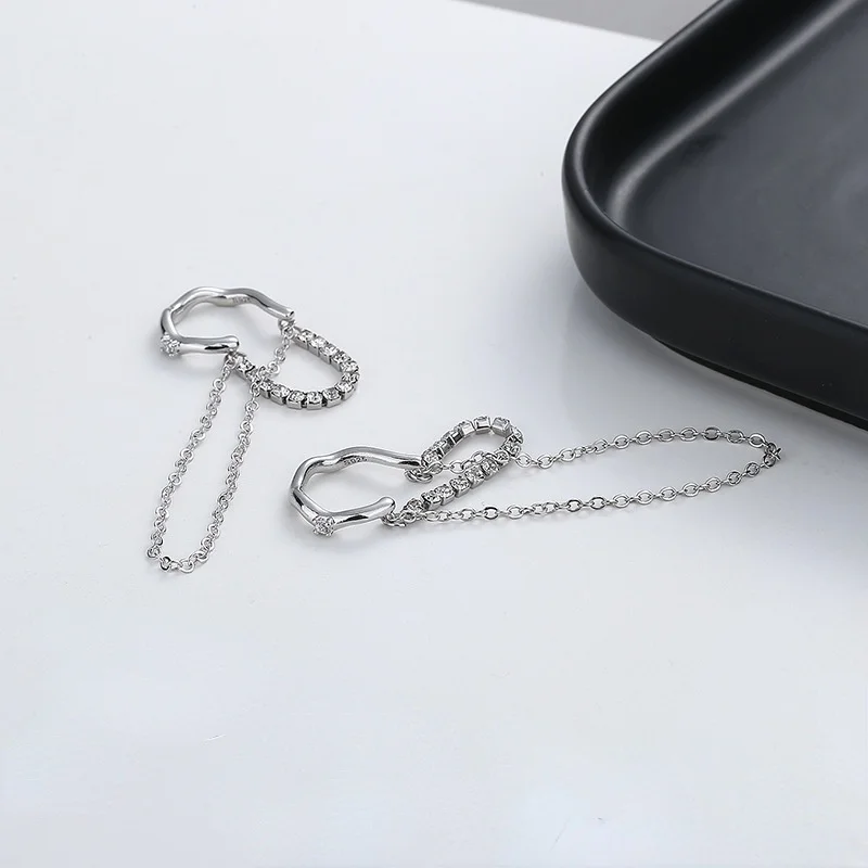 Modern Jewelry 1 PC Metal Clip Earring Hip Hop Punk High Quality Shiny Crystal Chain Earcuff Without Piercing Earrings Jewelry
Modern Jewelry 1 PC Metal Clip Earring Hip Hop Punk High Quality Shiny Crystal Chain Earcuff Without Piercing Earrings Jewelry