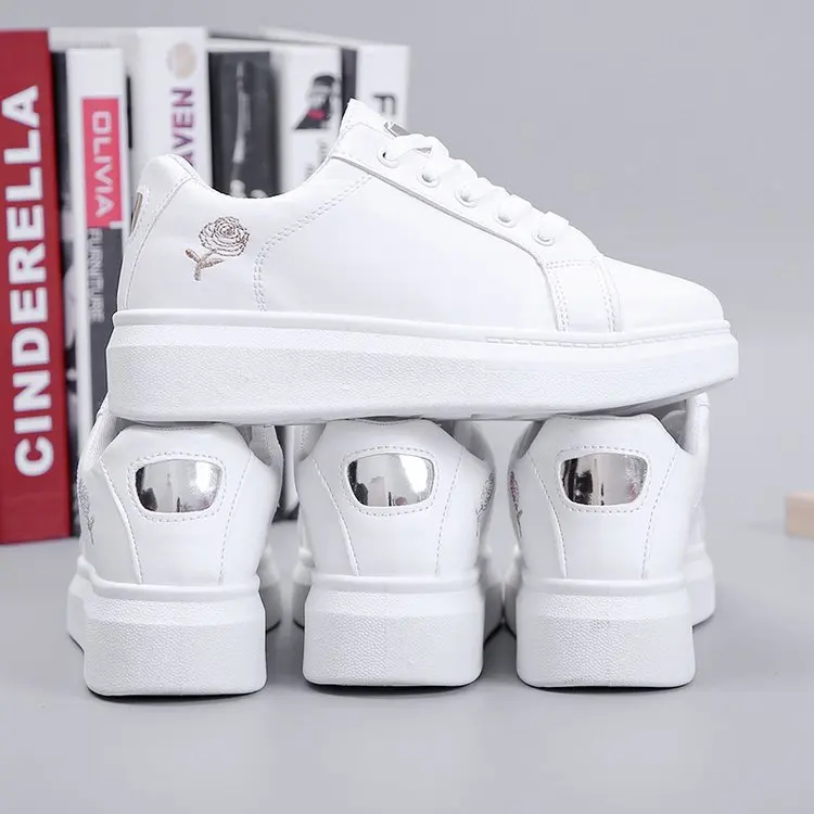 new Fashion Lace Up leather Women Shoes Lightweight White Sneakers women Breathable Travel shoes Comfortable Casual Gym Shoes
new Fashion Lace Up leather Women Shoes Lightweight White Sneakers women Breathable Travel shoes Comfortable Casual Gym Shoes