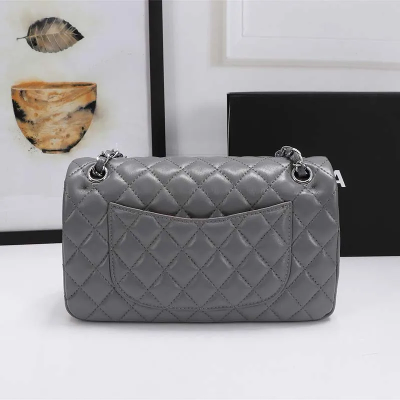 Women's luxury shoulder bag, fashion design, high quality leather, large capacity handbag
Women's luxury shoulder bag, fashion design, high quality leather, large capacity handbag