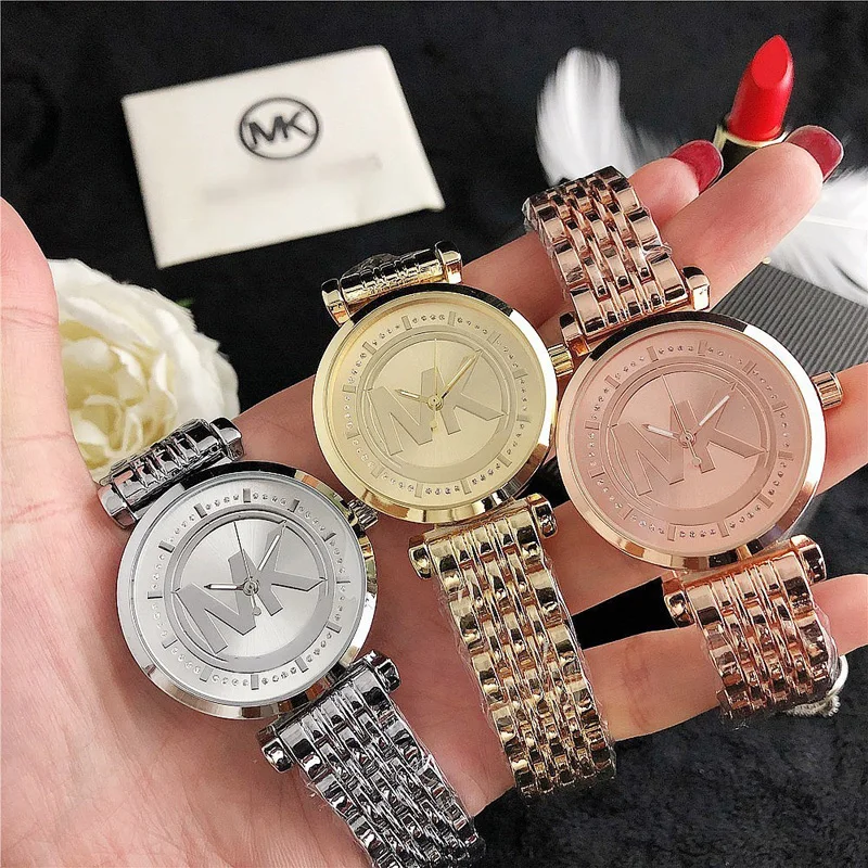 YUNAO Jewelry Casual Women's Watch Exquisite Diamond Fashion Watch Large Letter European and American Fashion Watch
YUNAO Jewelry Casual Women's Watch Exquisite Diamond Fashion Watch Large Letter European and American Fashion Watch
