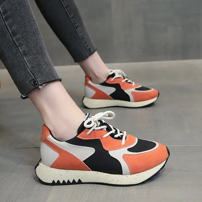 Shoes trend simple thick bottom color matching ladies sports casual shoes comfortable and delicate spring and autumn fashion.
Shoes trend simple thick bottom color matching ladies sports casual shoes comfortable and delicate spring and autumn fashion.