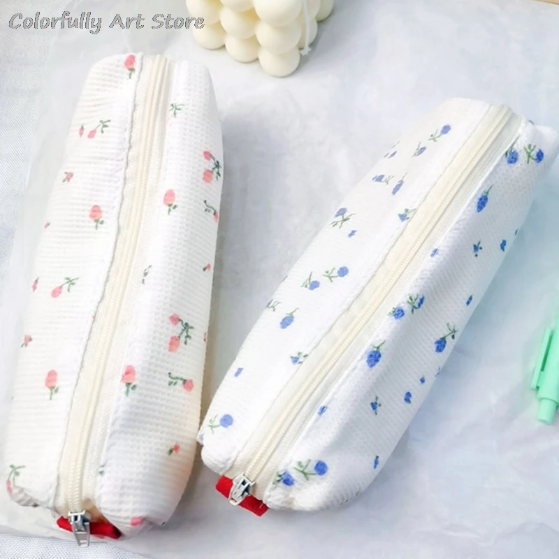 Fresh Cute Flowers Pencil Case Cotton Korean Simple Pen Storage Bags School Supplies Stationery Makeup Brush Bag
Fresh Cute Flowers Pencil Case Cotton Korean Simple Pen Storage Bags School Supplies Stationery Makeup Brush Bag