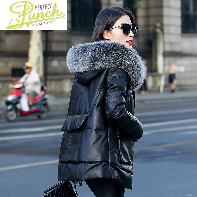 Winter 100% Jacket Down Sheepskin Coat Motorcycle Real Leather Jackets Women Fox Fur Collar Clothes Abrigo Mujer WPY1981
Winter 100% Jacket Down Sheepskin Coat Motorcycle Real Leather Jackets Women Fox Fur Collar Clothes Abrigo Mujer WPY1981