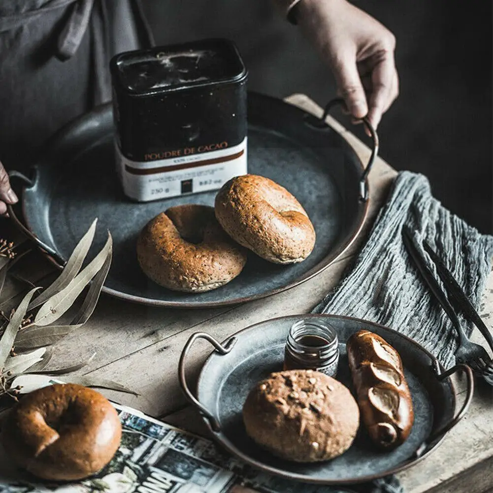 2021 New Retro Metal Plate With Handle Handcrafted Decoration Bread Home Round Tray Garden Restaurant Wrought Vintage Stora T0x3
2021 New Retro Metal Plate With Handle Handcrafted Decoration Bread Home Round Tray Garden Restaurant Wrought Vintage Stora T0x3