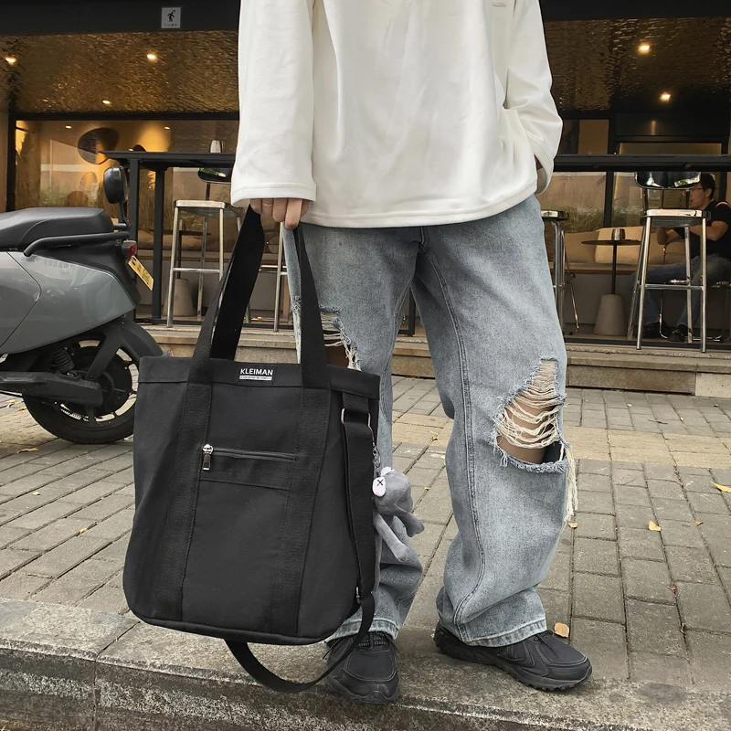 Messenger Bag Couple Fashion Brand Handbag Large Capacity Canvas Bag Student Ins Bag Female Wild Casual Shoulder Bag
Messenger Bag Couple Fashion Brand Handbag Large Capacity Canvas Bag Student Ins Bag Female Wild Casual Shoulder Bag
