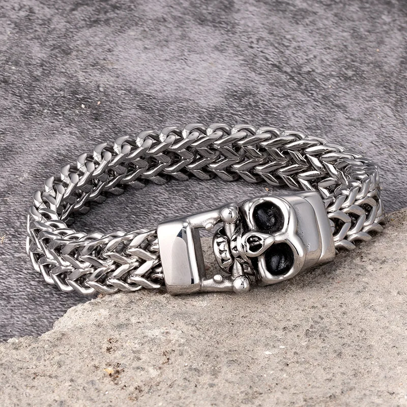 Stainless Steel Men Gold Skull Head Chain Link Biker Bracelets Punk Hand Accessories Fashion Wristband Jewelry Wholesale Friends
Stainless Steel Men Gold Skull Head Chain Link Biker Bracelets Punk Hand Accessories Fashion Wristband Jewelry Wholesale Friends