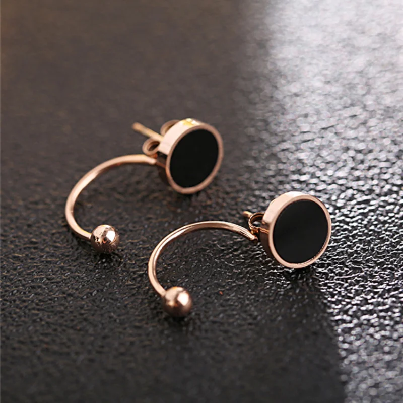 Delicate Jewelry Fashion Black Earrings 2021 New Design Hot Selling Metal Earrings For Girl Lady Gifts
Delicate Jewelry Fashion Black Earrings 2021 New Design Hot Selling Metal Earrings For Girl Lady Gifts