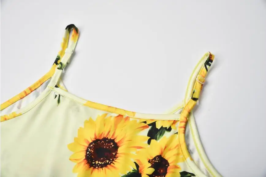 Female Sling Dress 2020 New Spring Summer Flowers Printed Temperament Slim 5XL Large Size V-neck Beach Style Elegant Long Dress
Female Sling Dress 2020 New Spring Summer Flowers Printed Temperament Slim 5XL Large Size V-neck Beach Style Elegant Long Dress