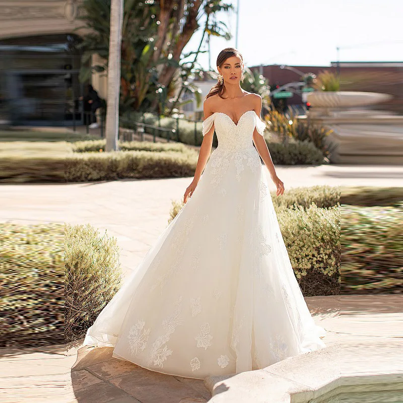 Charming Hot Sale A Line Back Out Bridal Wedding Gowns Lace Sweetheart Wedding Dresses for Bride Off Shoulder Sleeves Appliqued
Charming Hot Sale A Line Back Out Bridal Wedding Gowns Lace Sweetheart Wedding Dresses for Bride Off Shoulder Sleeves Appliqued