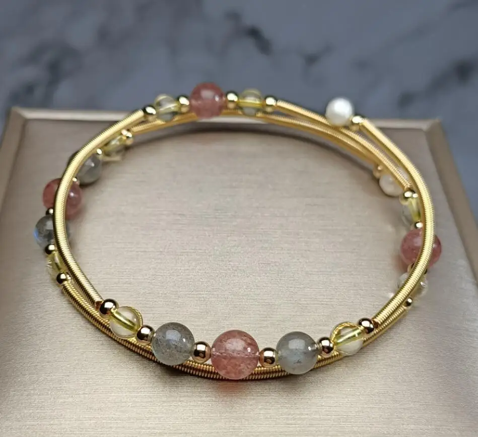 Natural Gray Moonstone Strawberry Crystal Female Ins Tide Niche Design Cold Wind Bracelet Get A Face Primer
Natural Gray Moonstone Strawberry Crystal Female Ins Tide Niche Design Cold Wind Bracelet Get A Face Primer