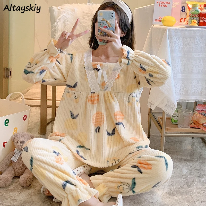 Women Pajama Sets Lace Square Collar Princess Flannel Nightwear Long Sleeve Warm Thicken Cute Print Sweet Students Pyjamas 2 Pcs
Women Pajama Sets Lace Square Collar Princess Flannel Nightwear Long Sleeve Warm Thicken Cute Print Sweet Students Pyjamas 2 Pcs