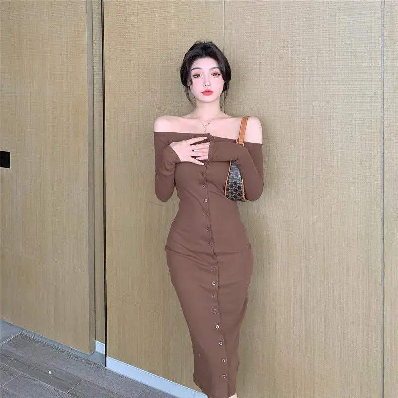 Korean Fashion Sexy Bodycon Breasted Dress Women Club Black Off Shoulder Knitted Dress Slash Neck Solid Long Sleeve Dresses
Korean Fashion Sexy Bodycon Breasted Dress Women Club Black Off Shoulder Knitted Dress Slash Neck Solid Long Sleeve Dresses