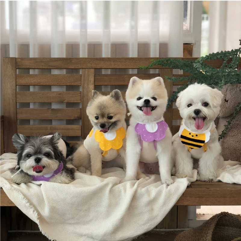 Pet Accessories Cat Saliva Towel Decoration Supplies Net Red Chrysanthemum Bee Triangle Scarf Suitable For Small And Medium Dogs
Pet Accessories Cat Saliva Towel Decoration Supplies Net Red Chrysanthemum Bee Triangle Scarf Suitable For Small And Medium Dogs