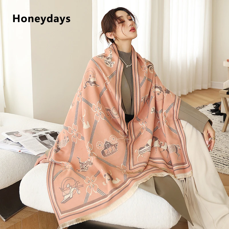 2021 autumn and winter New Vintage carriage imitation cashmere scarf fashion decoration long style with warm Bib women's shawl
2021 autumn and winter New Vintage carriage imitation cashmere scarf fashion decoration long style with warm Bib women's shawl