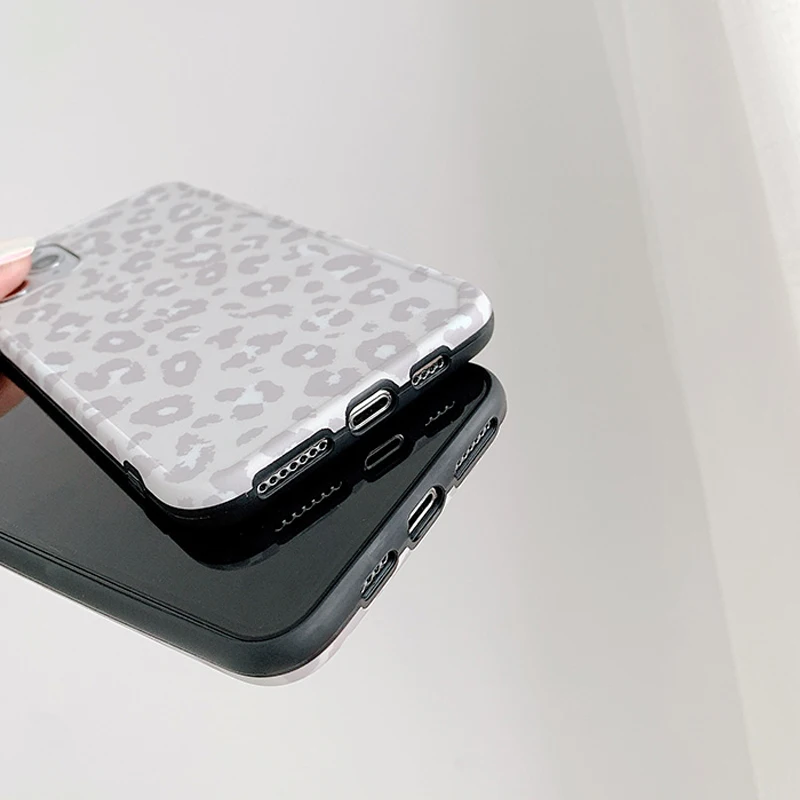 LACK Cute Cartoon Leopard Print Cases For iPhone 11 Pro X XR XS Max 7 8 Plus Phone Case For iPhone 12 Pro Retro Beige Back Cover
LACK Cute Cartoon Leopard Print Cases For iPhone 11 Pro X XR XS Max 7 8 Plus Phone Case For iPhone 12 Pro Retro Beige Back Cover