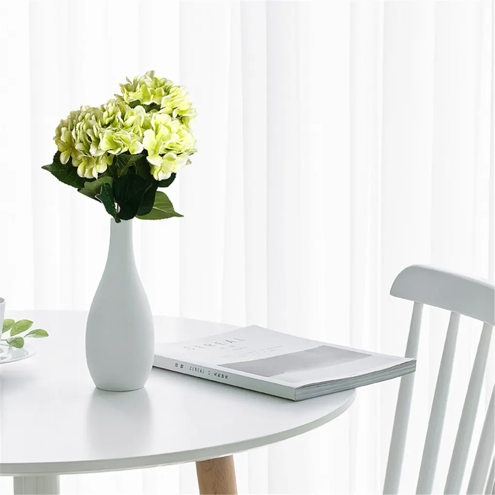 2 шт. 5 головок искусственный букет гортензии аксессуары для дома для свадебной вечеринки романтическое украшение реалистичные аксессуары 
2 шт. 5 головок искусственный букет гортензии аксессуары для дома для свадебной вечеринки романтическое украшение реалистичные аксессуары