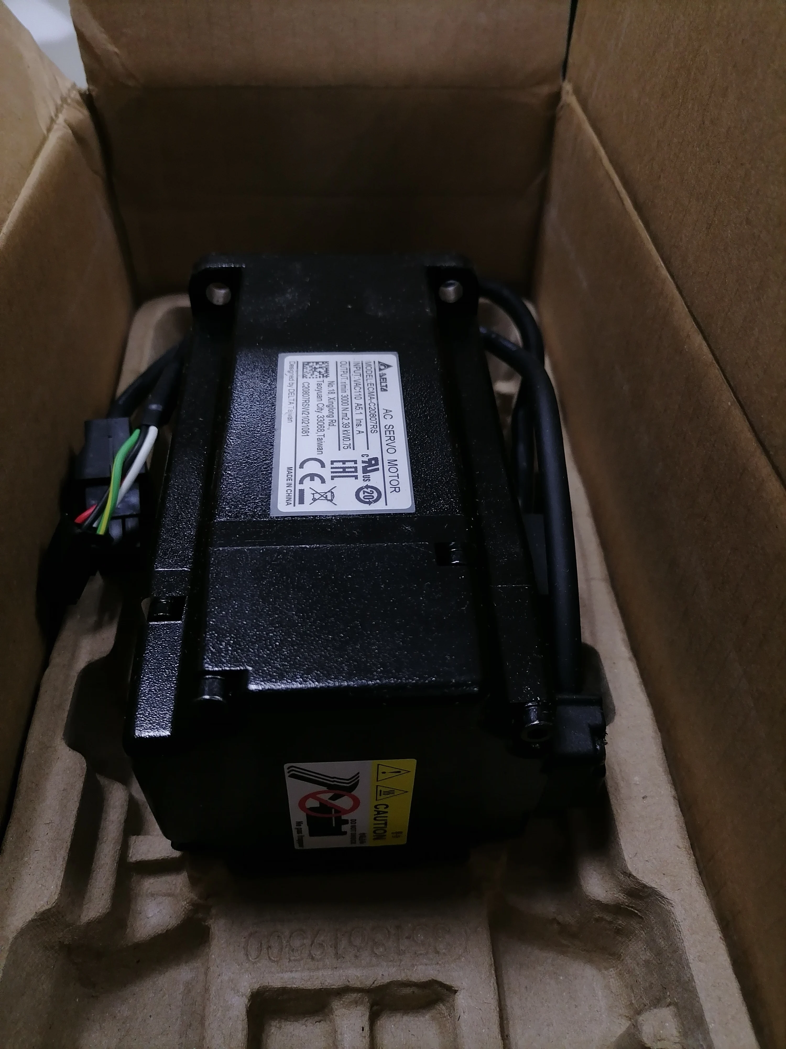 New and Original Delta AC Servo Motor AB Series Driver ECMA-C30807PS In Stock
New and Original Delta AC Servo Motor AB Series Driver ECMA-C30807PS In Stock