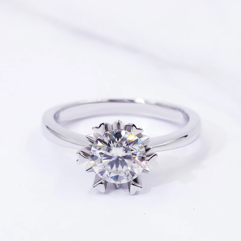 Tianyu Gems 1 Carat Moissanite Silver Solitaire Diamond Ring Women Wedding 5mm Gemstones 925 Sterling Finger Rings Fine Jewelry
Tianyu Gems 1 Carat Moissanite Silver Solitaire Diamond Ring Women Wedding 5mm Gemstones 925 Sterling Finger Rings Fine Jewelry