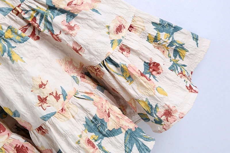 Casual Vintage Elegant Straight Dress 2021 Women Spring O neck Flower Ruffles Mini Party Dress
Casual Vintage Elegant Straight Dress 2021 Women Spring O neck Flower Ruffles Mini Party Dress