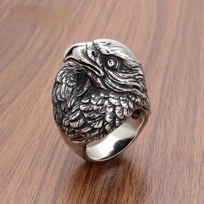 Retro Punk Eagle Head Animal Ring Stainless Steel Motorcycle Men's Jewelry High Quality Cool Rock Hip Hop Party Ring Gift
Retro Punk Eagle Head Animal Ring Stainless Steel Motorcycle Men's Jewelry High Quality Cool Rock Hip Hop Party Ring Gift