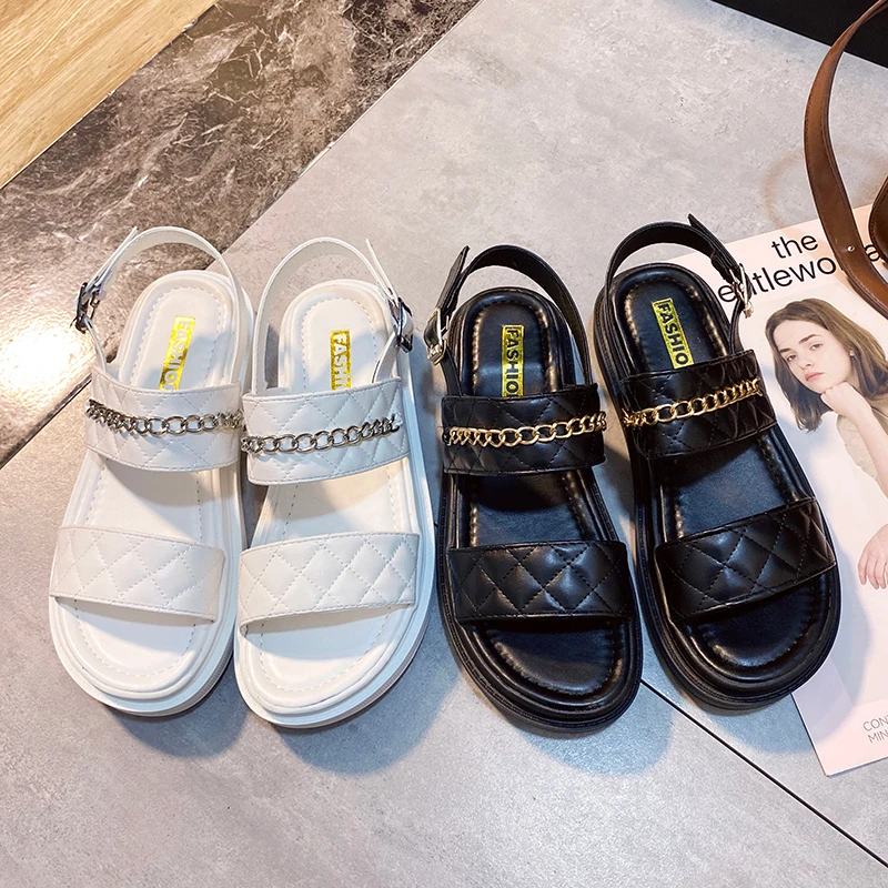 Thick bottom Female student sandals New summer 2021 Women sandals fashion chain Straight buckle Beach Roman shoes
Thick bottom Female student sandals New summer 2021 Women sandals fashion chain Straight buckle Beach Roman shoes
