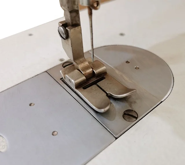 HH20U43 / 20U53/20U63 computerized industrial Zig Zag sewing machine price for heavy material 
HH20U43 / 20U53/20U63 computerized industrial Zig Zag sewing machine price for heavy material