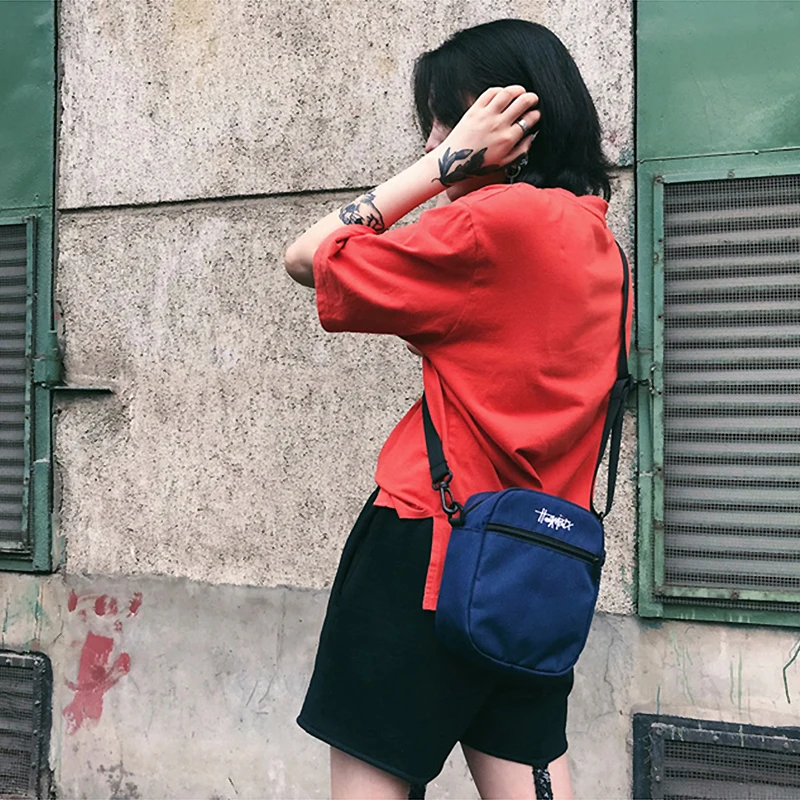Women Casual Simple Messenger Bag Hip Hop Style Ladies Handbags Mini Shoulder Bags Couple Phone Pouch Girls Classic Tote
Women Casual Simple Messenger Bag Hip Hop Style Ladies Handbags Mini Shoulder Bags Couple Phone Pouch Girls Classic Tote