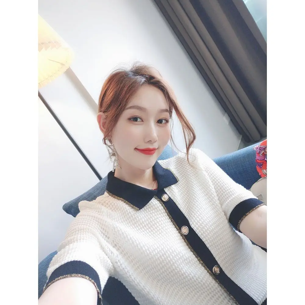 Short sleeve women's thin knitted shirt 2021 spring new fashion splicing T-shirt temperament show thin Pullover
Short sleeve women's thin knitted shirt 2021 spring new fashion splicing T-shirt temperament show thin Pullover