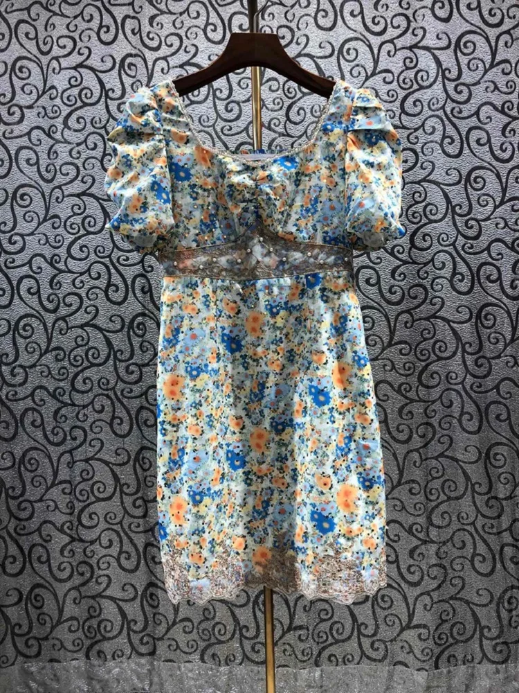 2021 Summer Fashion Bodycon Dress High Quality Women Sexy Square Collar Sweet Little Floral Print Beading Mini Club Dress Sexy
2021 Summer Fashion Bodycon Dress High Quality Women Sexy Square Collar Sweet Little Floral Print Beading Mini Club Dress Sexy
