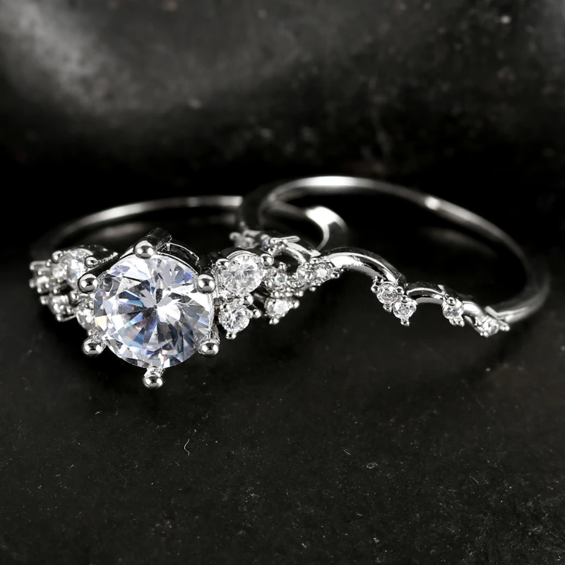 2Pcs/Set Silver Color Ring Sets with Full White High Quality CZ Crystal Zircon for Women Girls Charm Wedding Engagement Jewelry 
2Pcs/Set Silver Color Ring Sets with Full White High Quality CZ Crystal Zircon for Women Girls Charm Wedding Engagement Jewelry