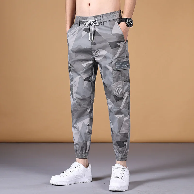 Camouflage Overalls Men's Summer Thin Sports Pants Leg Harlan Loose Casual Pants Men's Cargo Pants Streetwear Men
Camouflage Overalls Men's Summer Thin Sports Pants Leg Harlan Loose Casual Pants Men's Cargo Pants Streetwear Men