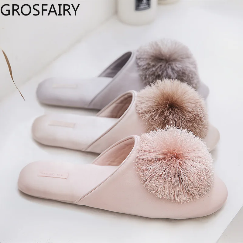 Women's Home Wear Cotton Slippers Tassel Ball Comfortable Plush Indoor Home Slippers Women Rubber Sole Slippers Slippers Women
Women's Home Wear Cotton Slippers Tassel Ball Comfortable Plush Indoor Home Slippers Women Rubber Sole Slippers Slippers Women
