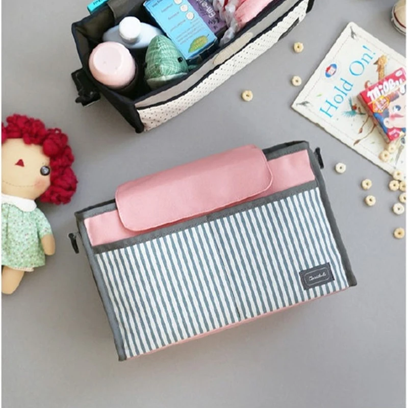 Multifunctional Mummy Bag Baby Strolle Diaper Bag Pram Hanging Bag Mommy Bebes Nappy Stroller Organizer Travel Pushchair Wet Bag
Multifunctional Mummy Bag Baby Strolle Diaper Bag Pram Hanging Bag Mommy Bebes Nappy Stroller Organizer Travel Pushchair Wet Bag