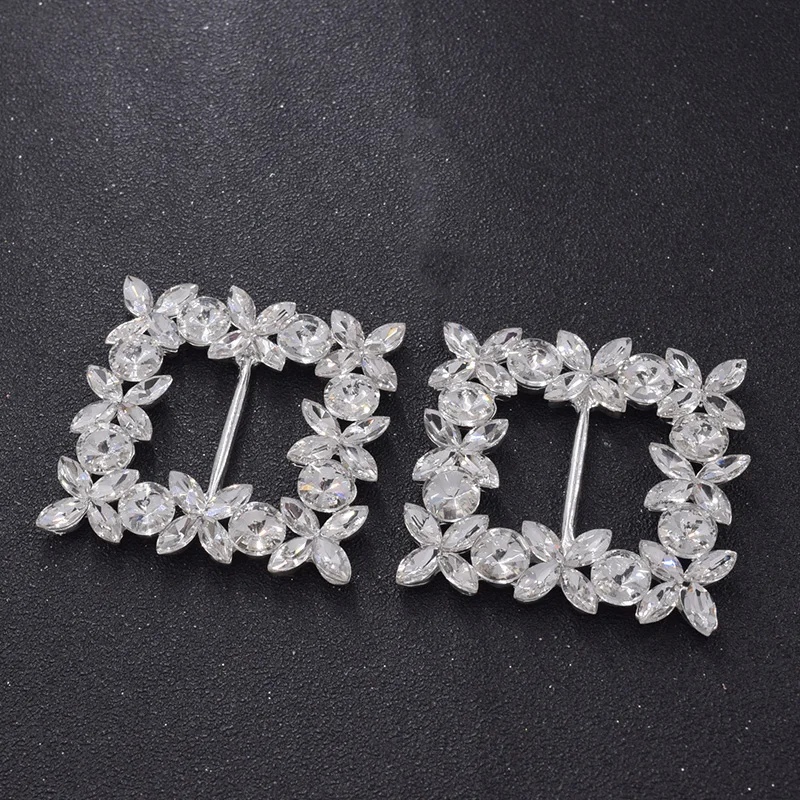 2pcs 55mm rhinestones belt butterfly buckles Square Silver alloy glass shiny clear strass decorations for shoes bag clothings
2pcs 55mm rhinestones belt butterfly buckles Square Silver alloy glass shiny clear strass decorations for shoes bag clothings